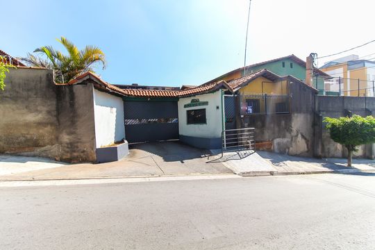 Fachada  de casa de condomínio à venda com 3 quartos, 125m² em Vila Carmosina, São Paulo