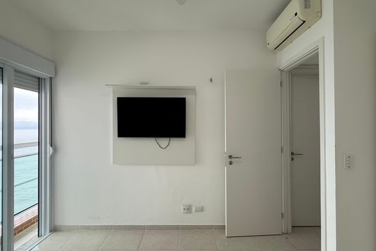 Suíte 2 de apartamento para alugar com 2 quartos, 81m² em Parque Enseada, Guarujá