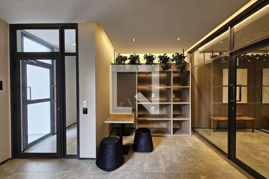 Hall de entrada de apartamento para alugar com 1 quarto, 30m² em Vila Mariana, São Paulo