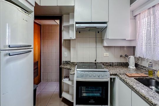 Cozinha de apartamento à venda com 3 quartos, 133m² em Vila Regente Feijó, São Paulo