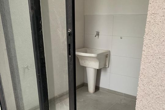 Área de Serviço de casa de condomínio para alugar com 3 quartos, 380m² em Aruã, Mogi das Cruzes