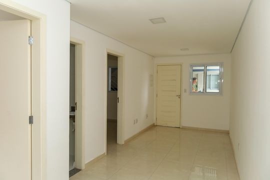 Apartamento à venda com 2 quartos, 47m² em Vila Carmosina, São Paulo