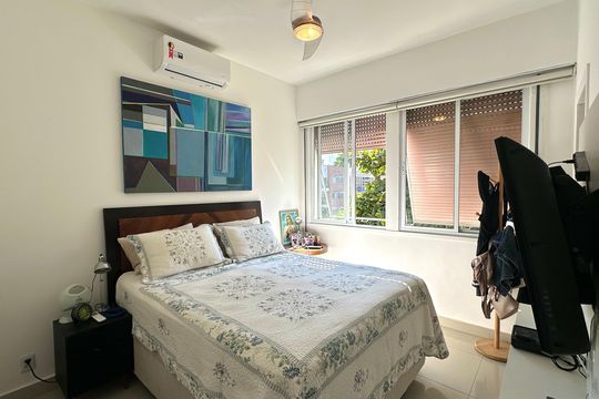 Suíte de apartamento à venda com 3 quartos, 85m² em Ipanema, Rio de Janeiro