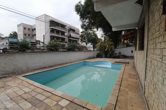 Piscina de casa de condomínio à venda com 5 quartos, 290m² em Freguesia (Jacarepaguá), Rio de Janeiro