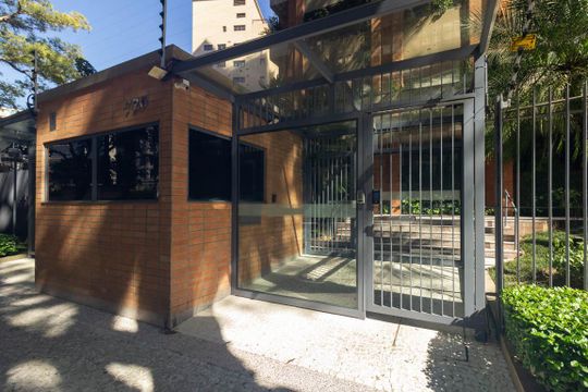 Fachada de apartamento para alugar com 3 quartos, 260m² em Higienópolis, São Paulo