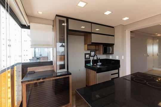 Cozinha de apartamento para alugar com 1 quarto, 49m² em Vila Mariana, São Paulo