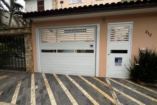 Fachada/Placa de casa à venda com 3 quartos, 177m² em Jardim Primavera, São Paulo
