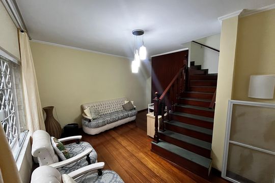 Sala de casa à venda com 3 quartos, 177m² em Jardim Primavera, São Paulo