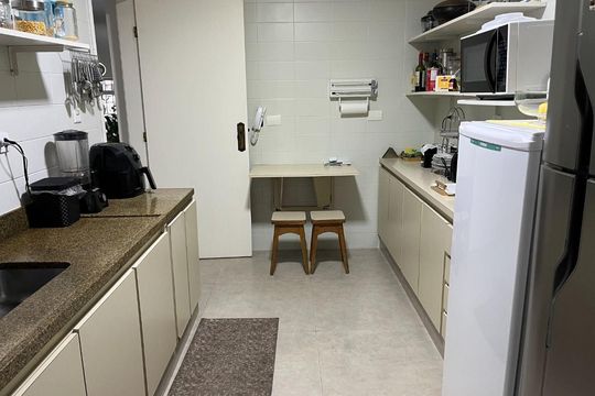 Casa à venda com 4 quartos, 200m² em Cambuci, São Paulo