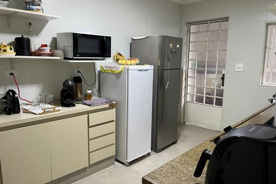 Casa à venda com 4 quartos, 200m² em Cambuci, São Paulo