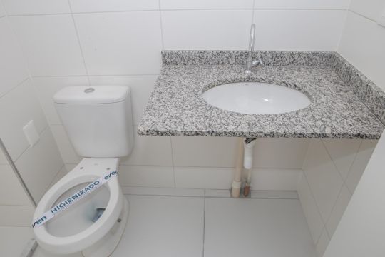 Banheiro da Suíte de kitnet/studio à venda com 1 quarto, 31m² em Pompeia, São Paulo