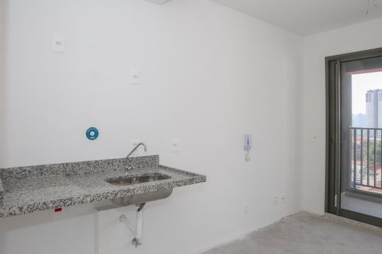 Sala e Cozinha de kitnet/studio à venda com 1 quarto, 31m² em Pompeia, São Paulo