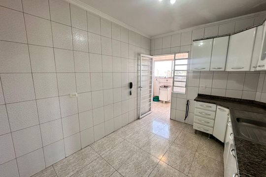 Cozinha  de apartamento à venda com 3 quartos, 85m² em Jardim Vila Galvao, Guarulhos