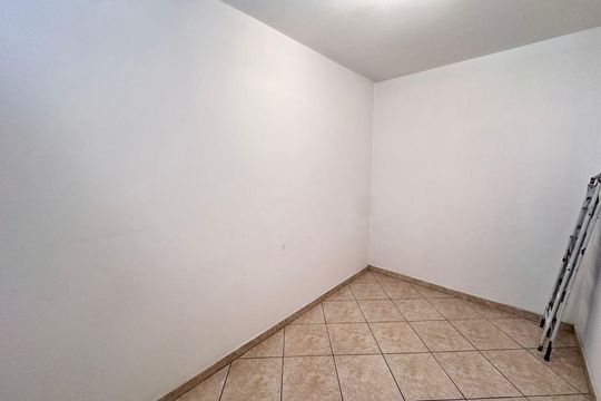 Quarto de Serviço de apartamento à venda com 3 quartos, 85m² em Jardim Vila Galvao, Guarulhos