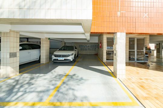Garagem de apartamento à venda com 4 quartos, 99m² em Alto Caiçaras, Belo Horizonte