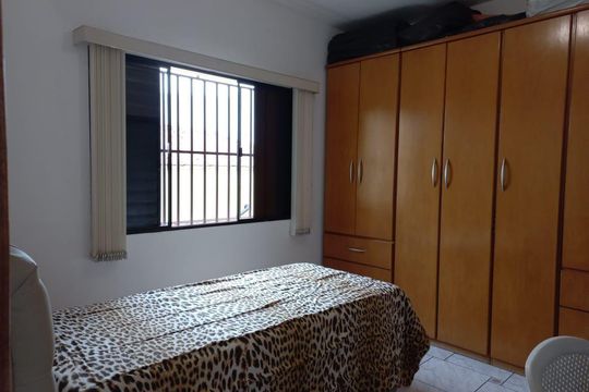 Casa à venda com 3 quartos, 275m² em Vila Bela Vista, Santo André