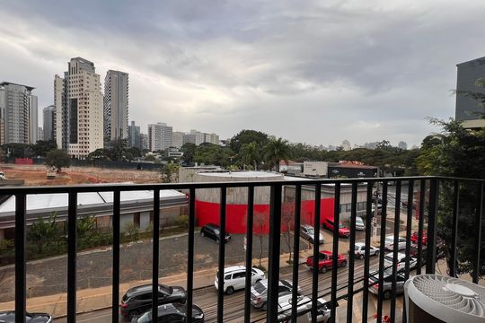 Sacada de kitnet/studio para alugar com 1 quarto, 33m² em Pinheiros, São Paulo