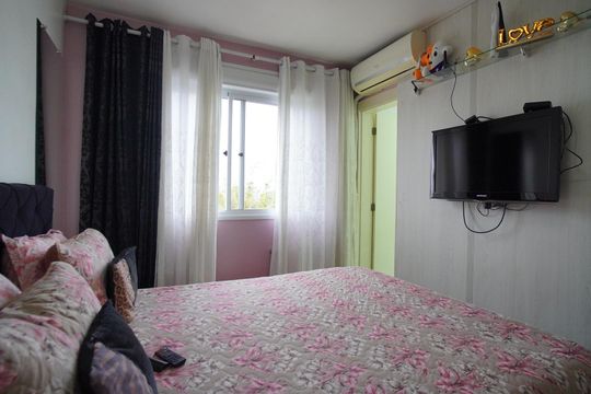 Suíte de apartamento à venda com 3 quartos, 64m² em Sarandi, Porto Alegre
