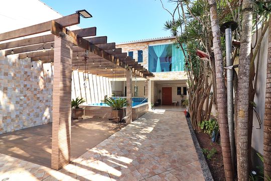 Quintal de casa à venda com 2 quartos, 220m² em Bairro dos Casa, São Bernardo do Campo