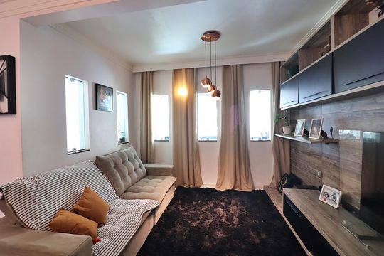 Sala de casa à venda com 2 quartos, 220m² em Bairro dos Casa, São Bernardo do Campo