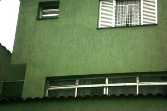 Casa à venda com 3 quartos, 201m² em Utinga, Santo André