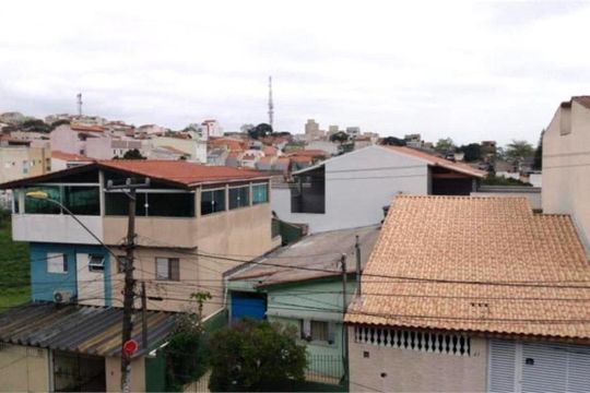 Casa à venda com 3 quartos, 201m² em Utinga, Santo André