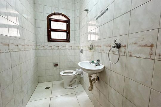 Casa à venda com 4 quartos, 256m² em Água Rasa, São Paulo