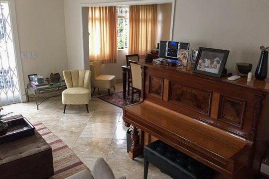 Sala de casa à venda com 3 quartos, 142m² em Cidade Monções, São Paulo