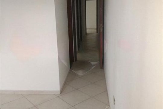 Casa à venda com 3 quartos, 128m² em Vila Carrão, São Paulo