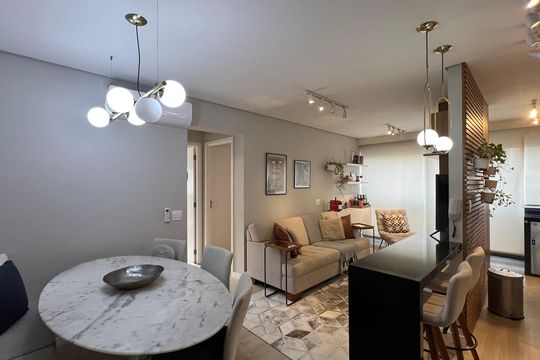 Apartamento à venda com 2 quartos, 57m² em Pinheiros, São Paulo