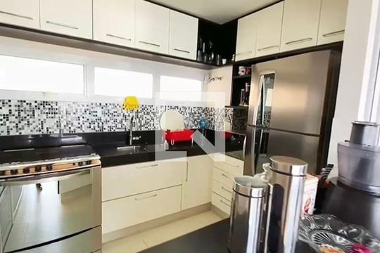 Apartamento à venda com 2 quartos, 128m² em Jardim Paulista, São Paulo