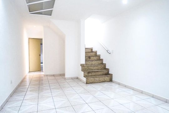 Sala de casa à venda com 3 quartos, 200m² em Vila Aricanduva, São Paulo