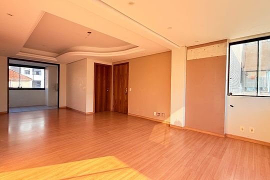 Apartamento à venda com 3 quartos, 103m² em Petrópolis, Porto Alegre