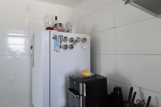 Cozinha de apartamento à venda com 2 quartos, 65m² em Manacás, Belo Horizonte
