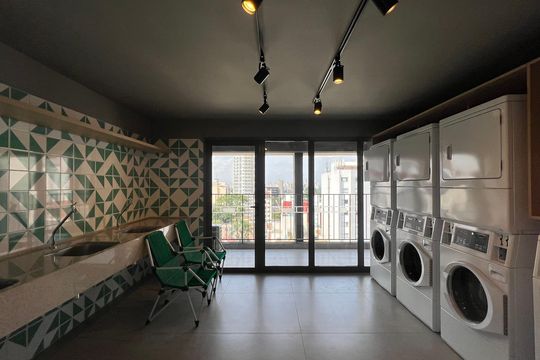 Área comum de kitnet/studio para alugar com 1 quarto, 30m² em Cerqueira César, São Paulo