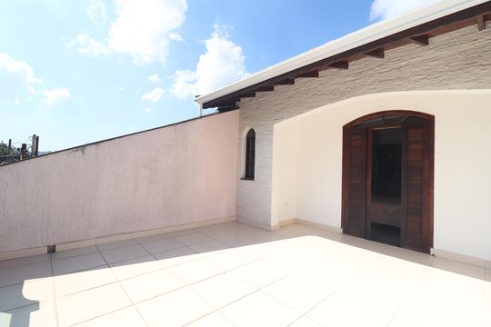 Varanda Quarto 1 suíte de casa à venda com 3 quartos, 180m² em Jardim Ana Maria, Santo André