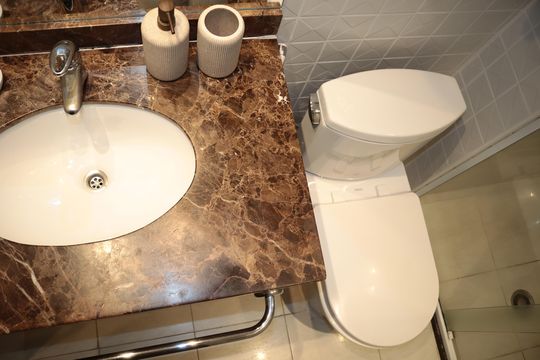 Banheiro de kitnet/studio à venda com 1 quarto, 30m² em Higienópolis, São Paulo
