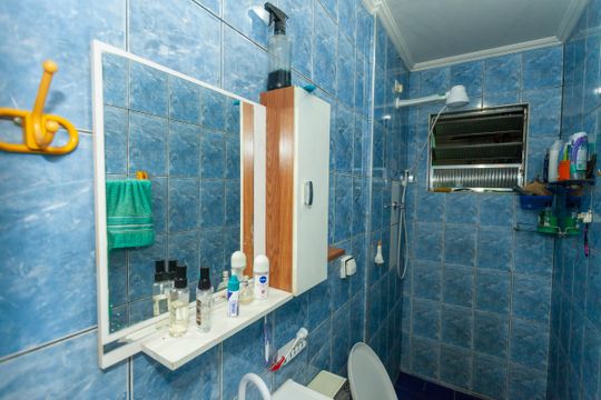 Banheiro 2 de casa à venda com 4 quartos, 78m² em Vila Socorro, São Paulo