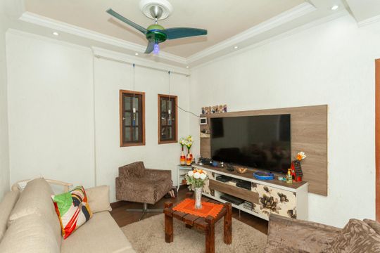 Sala de casa à venda com 4 quartos, 78m² em Vila Socorro, São Paulo