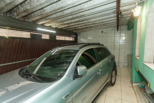 Garagem de casa à venda com 4 quartos, 78m² em Vila Socorro, São Paulo