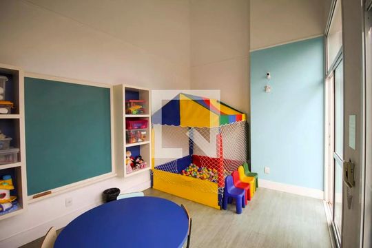 Área comum de apartamento para alugar com 3 quartos, 107m² em Jardim Avelino, São Paulo
