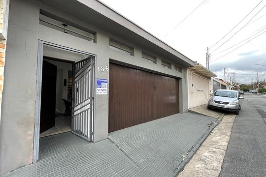 Fachada de casa à venda com 3 quartos, 165m² em Parque Continental, São Paulo
