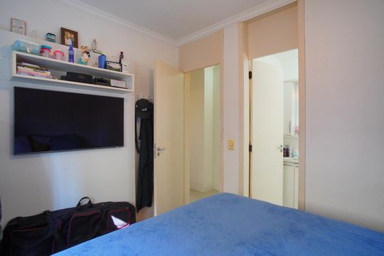 Suíte de apartamento à venda com 3 quartos, 69m² em Morro Santana, Porto Alegre