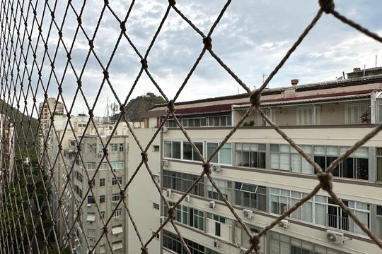 Vista Sala de apartamento à venda com 4 quartos, 190m² em Leme, Rio de Janeiro