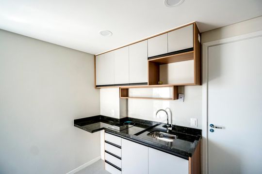 Cozinha de kitnet/studio para alugar com 1 quarto, 29m² em Tatuapé, São Paulo
