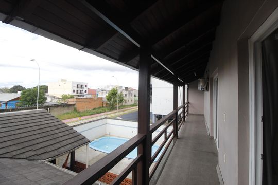 Sacada do Quarto  de casa à venda com 4 quartos, 450m² em Centro, Canoas