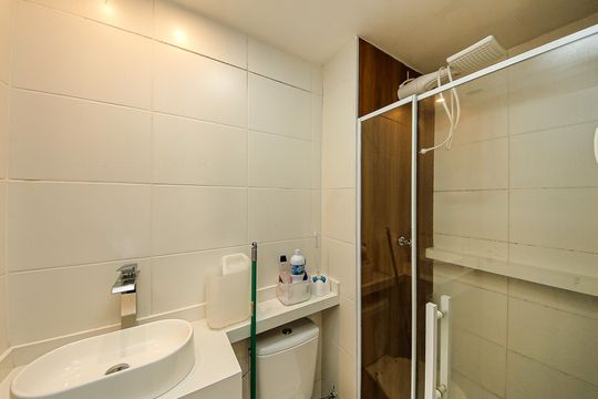 Banheiro Social de apartamento à venda com 2 quartos, 32m² em Vila Ema, São Paulo