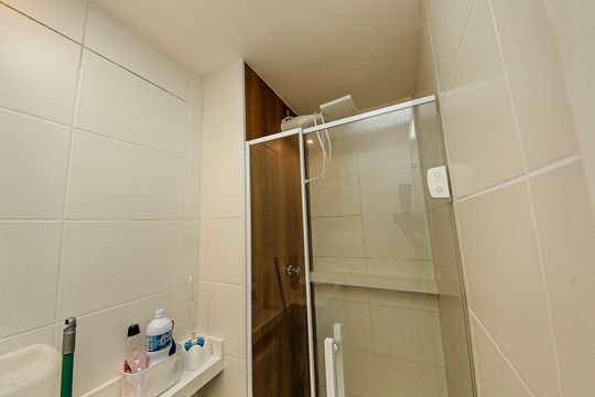 Banheiro Social de apartamento à venda com 2 quartos, 32m² em Vila Ema, São Paulo