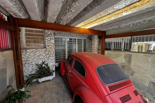 Garagem de casa à venda com 3 quartos, 140m² em Casa Verde, São Paulo