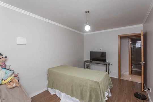 Quarto 1 de casa para alugar com 4 quartos, 205m² em Sacomã, São Paulo